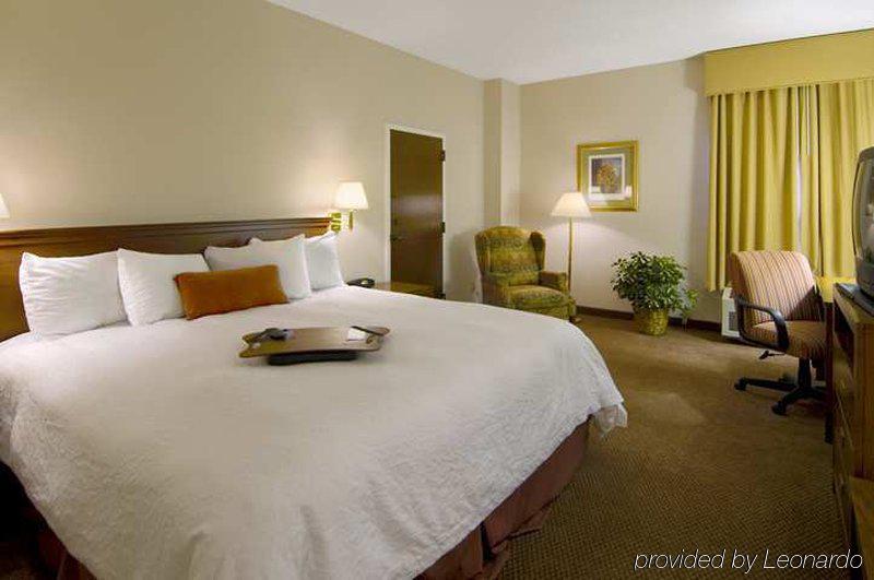 Hampton Inn Charlotte University Place Room photo